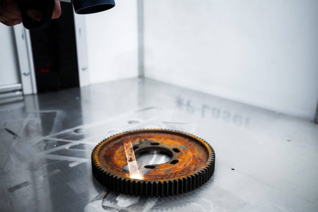 Laser Cleaning VS Ultrasonic Cleaning