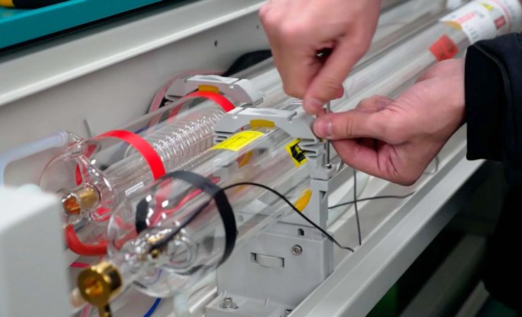 High-Efficiency CO2 Laser Tube